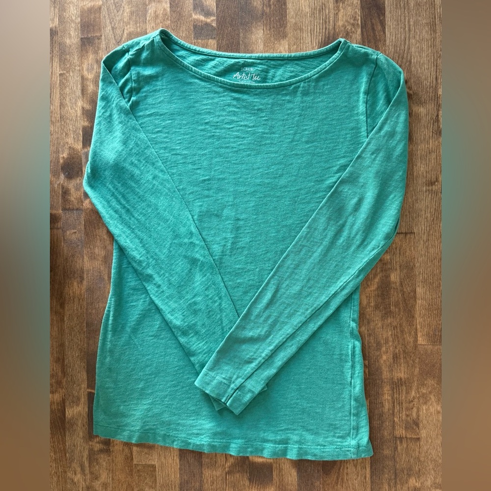 J.Crew XS Artist Tee Long Sleeve Green